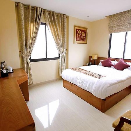 Hanoi B Hotel & Travel - 5 Mins Hoan Kiem Lake Exterior foto